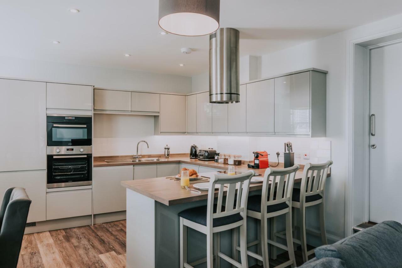 Cavendish House With Secure, Allocated Parking, 2 Mins Walk From Windsor Castle Bagian luar foto
