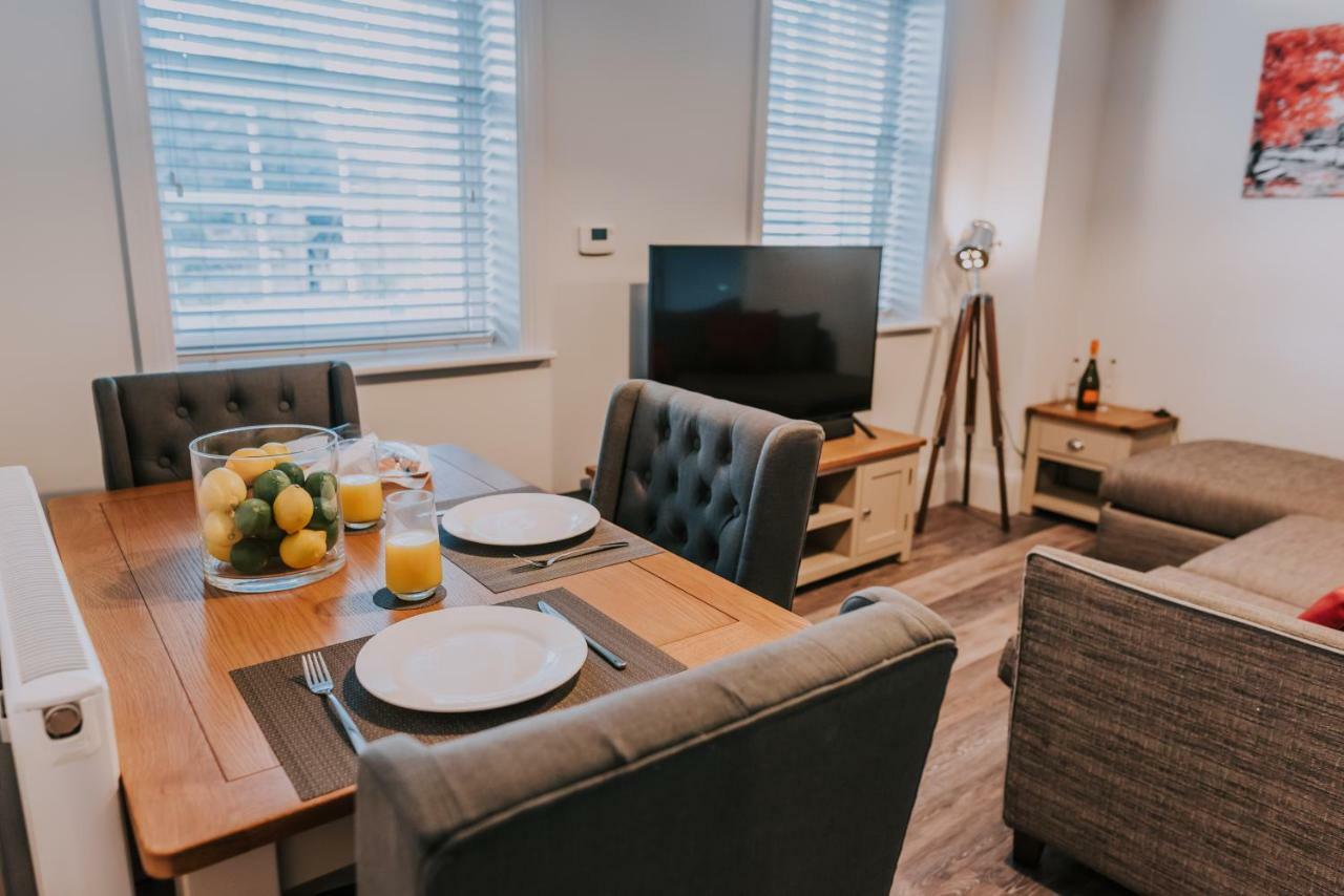 Cavendish House With Secure, Allocated Parking, 2 Mins Walk From Windsor Castle Bagian luar foto