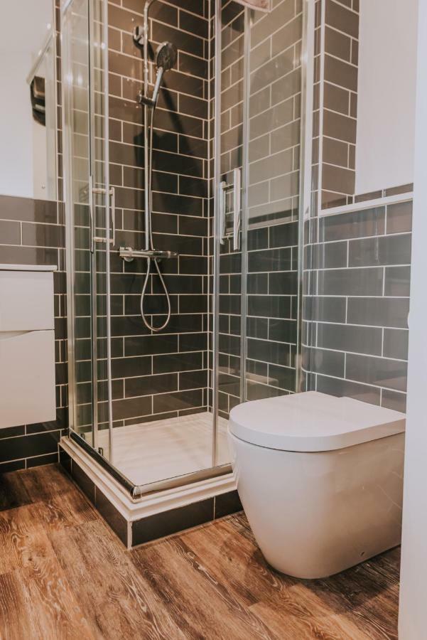 Cavendish House With Secure, Allocated Parking, 2 Mins Walk From Windsor Castle Bagian luar foto