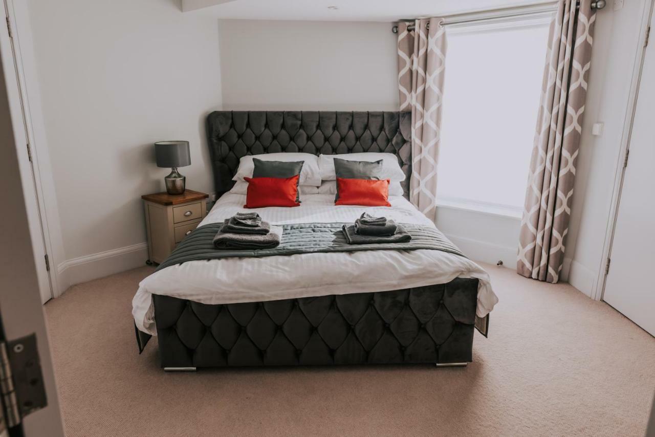 Cavendish House With Secure, Allocated Parking, 2 Mins Walk From Windsor Castle Bagian luar foto